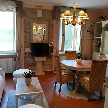 Apartment Un Oasi In Centro Todi